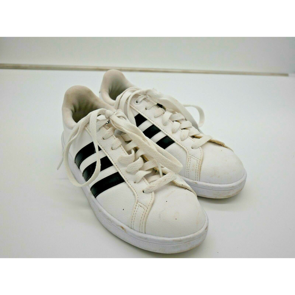 6.5 Adidas Woman's Pace VS Cloudfoam White Leather Casual Shoes Sneakers Size - Picture 1 of 5